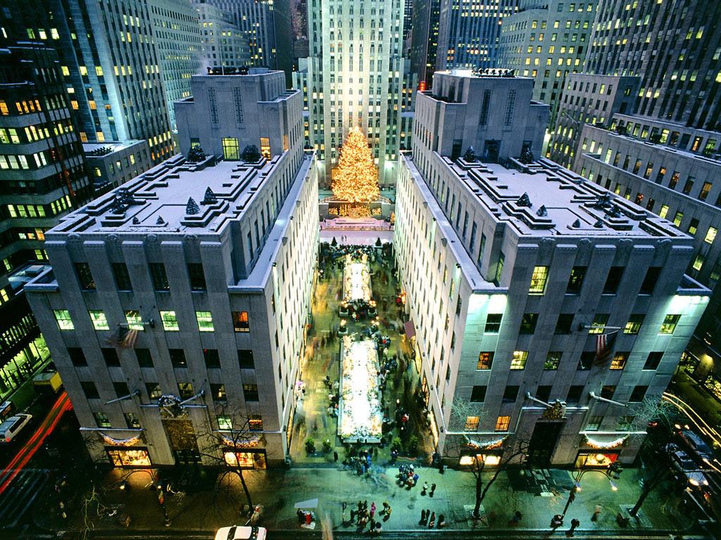 http://dmcg.files.wordpress.com/2009/12/rockefeller_center_christmas_in_new_york_city.jpg